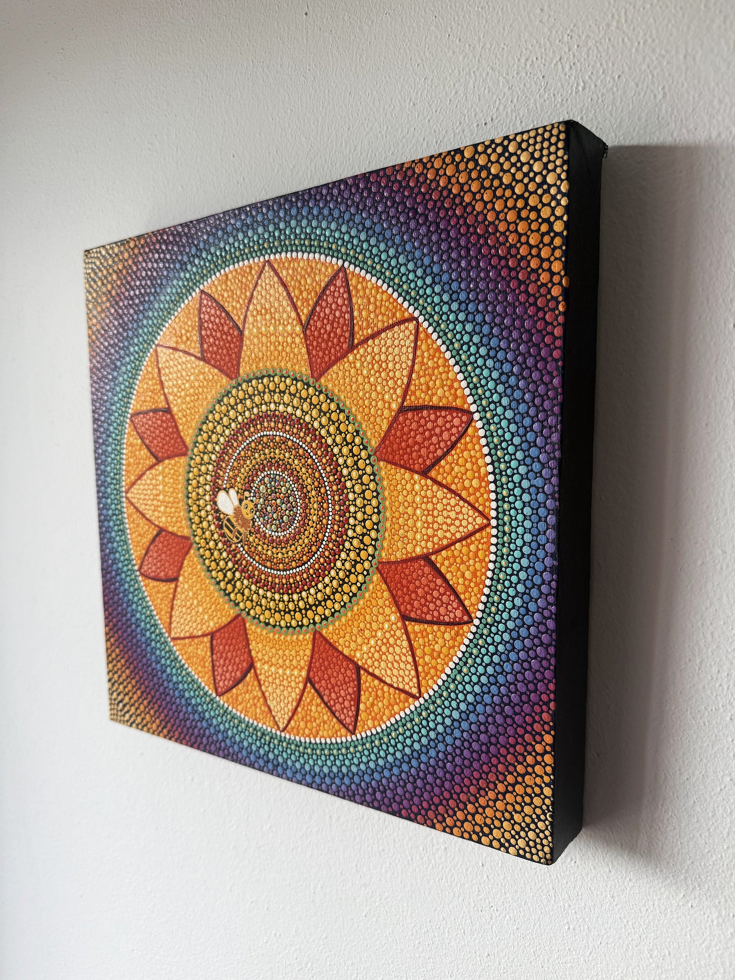 ORIGINAL PAINTING "Buzzing Beauty"